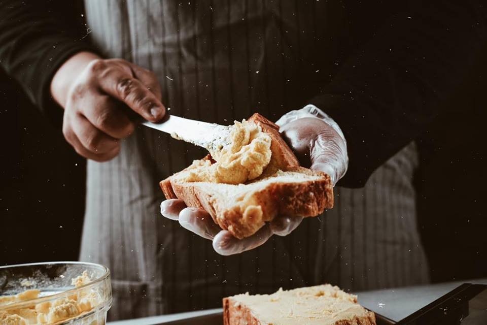 54228885_297115160963170_2802288731246034944_n