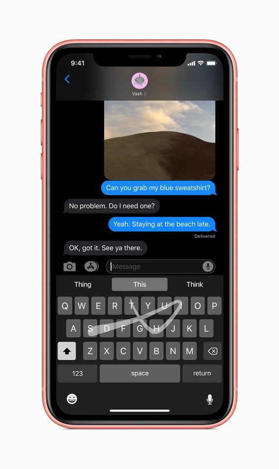 Apple-ios-13-quick-path-typing-screen-iphone-xs-06032019_carousel.jpg.large