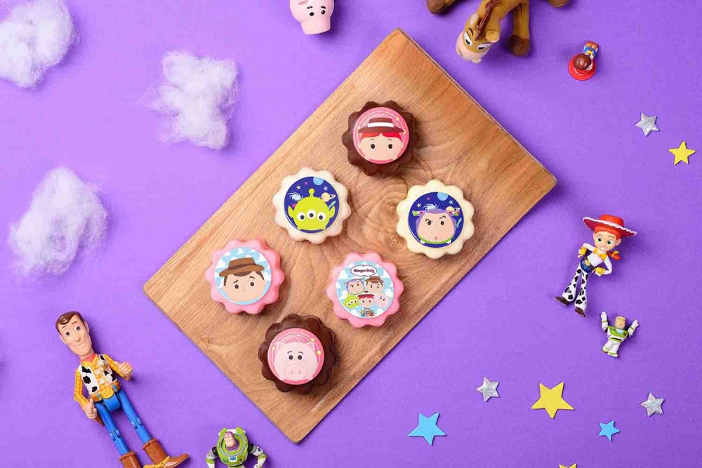 中秋禮盒話題人氣王Häagen-Dazs,今年打造玩具總動員經典角色,每一款呆萌特色造型都萌翻眾人