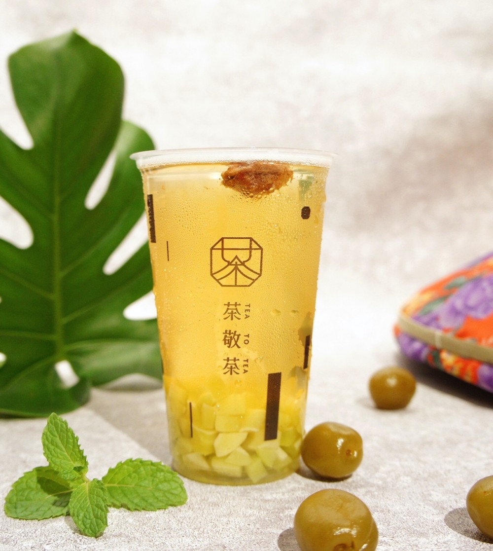 茶敬茶 夏季限定新品情人青茶 65元