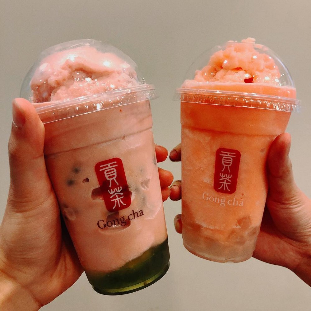 67191182_2227698320618310_2650771032120661492_n