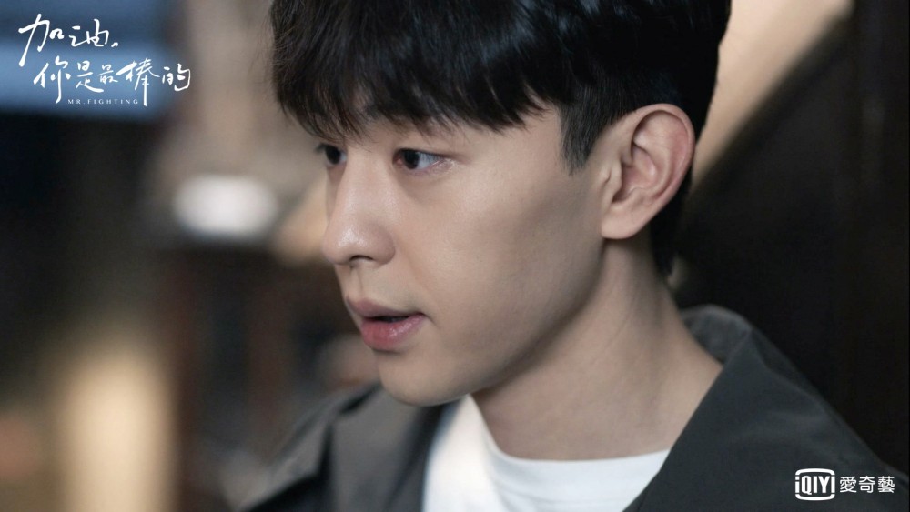 鄧倫 飾演過氣藝人郝澤宇 (9)