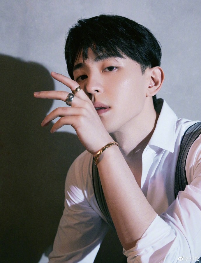 6f3764f9ly1g5r9ef2cp1j23do4f4b2n