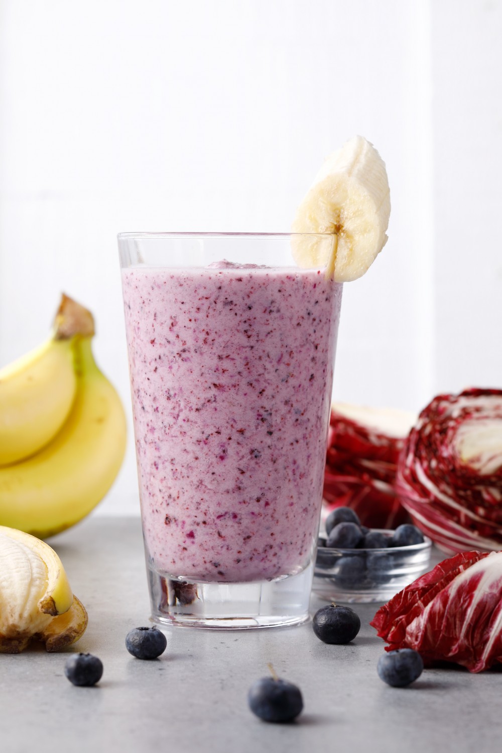 TGI FRIDAYS「樂活輕食光」夏季期間限定新菜-紫有莓好(圖由TGI FRIDAYS提供)