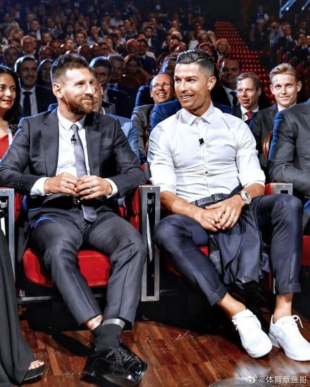 d4aaf6caly1g6hdz06p6lj20u011i453