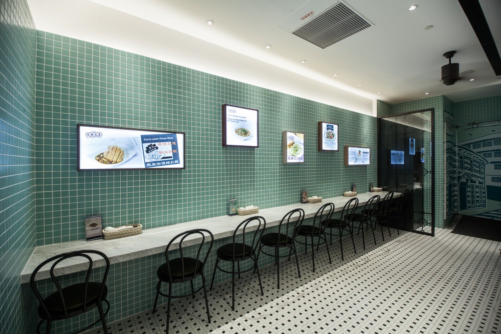 店內的裝潢散發濃厚的復古港風