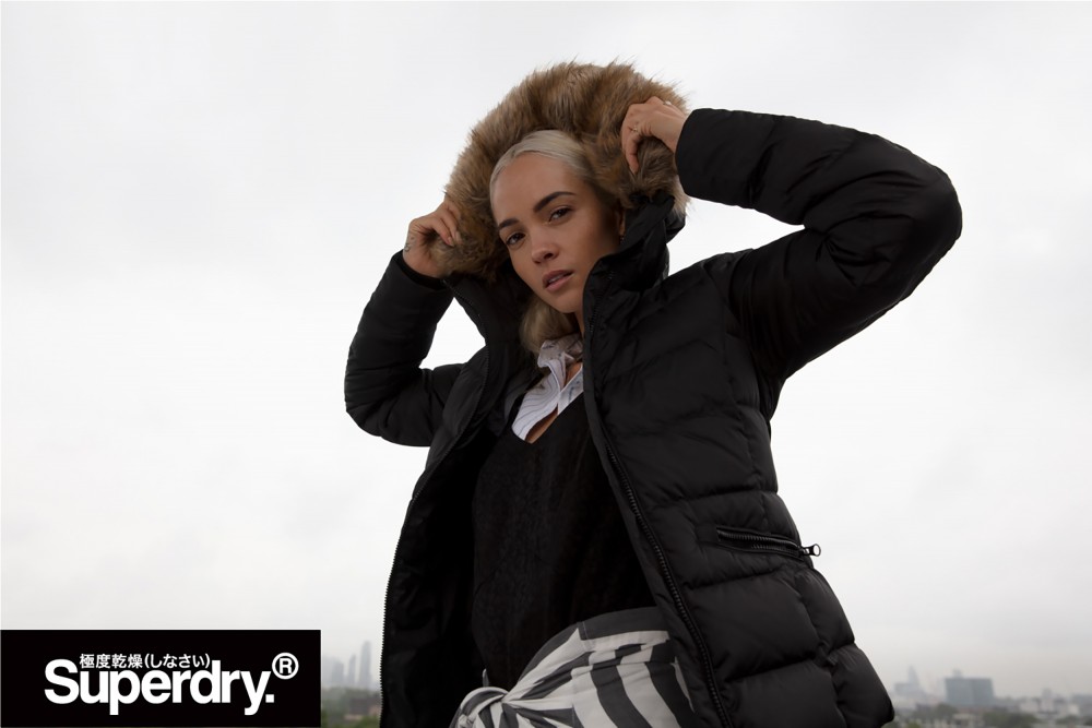 CR13501 Marketing - AW19 Campaign_B-Roll_AISHA_105_F