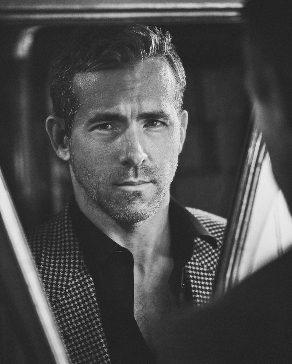 萊恩雷諾斯出演《鬼影特工》