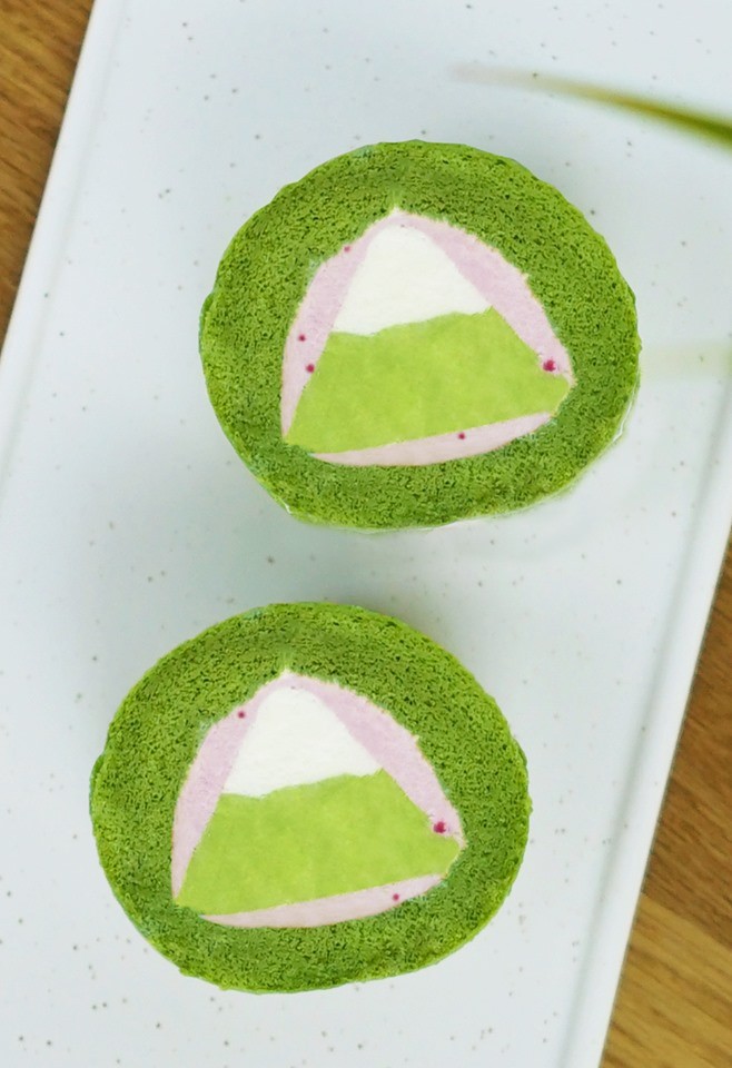 抹莓富士山生乳捲