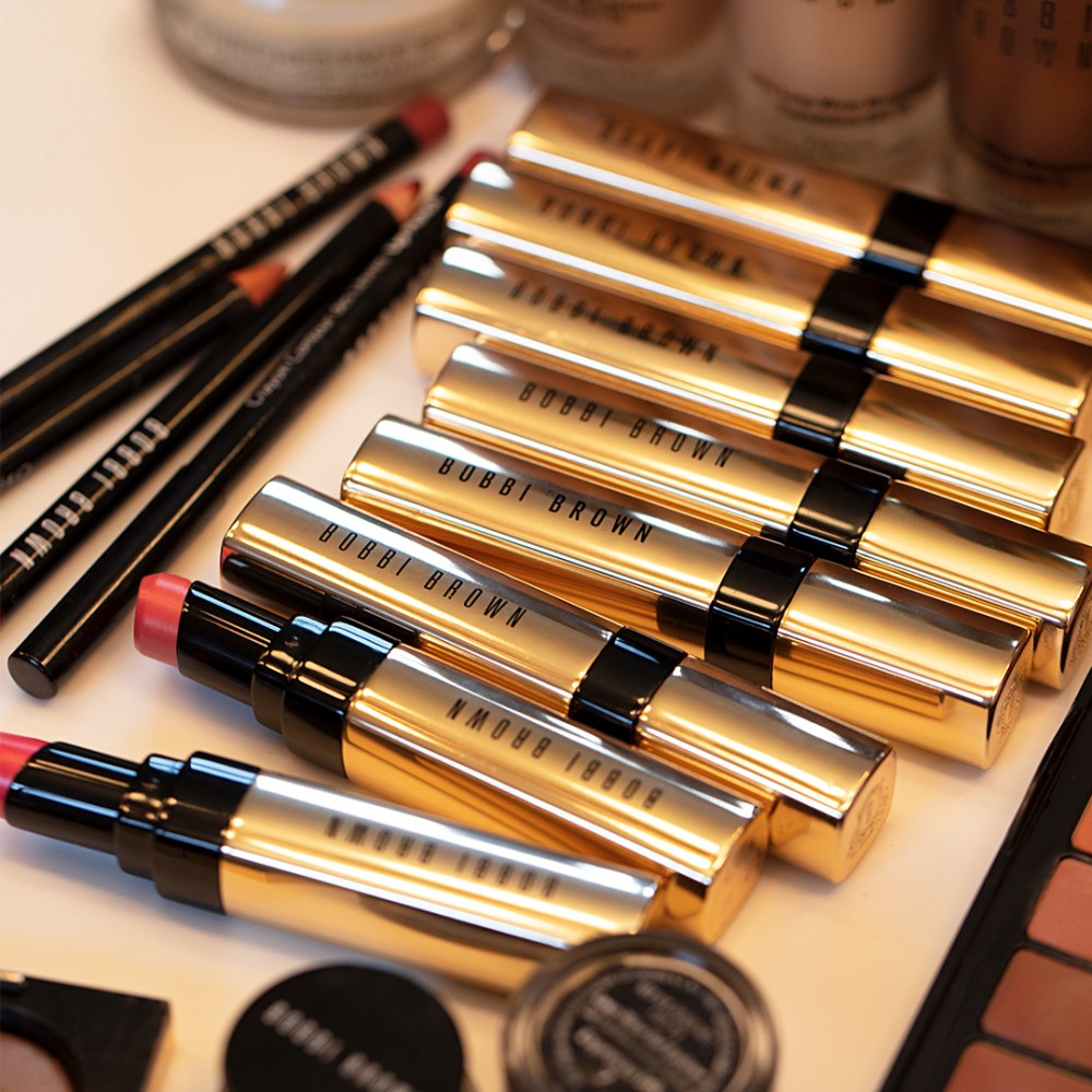 BOBBI BROWN
