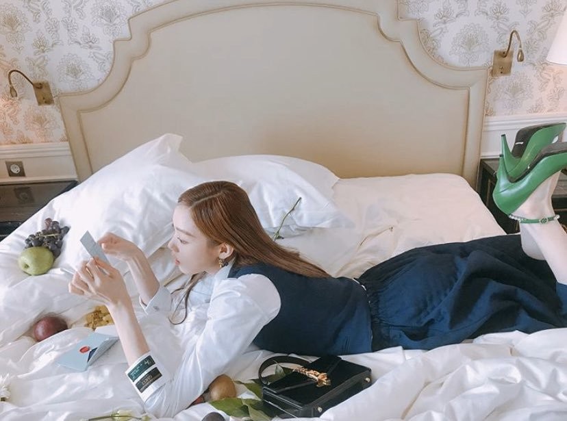 李聖經穿GUCCI套裝