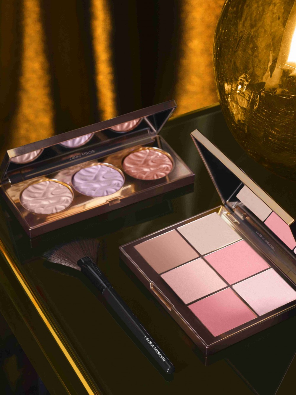 LAURA MERCIER