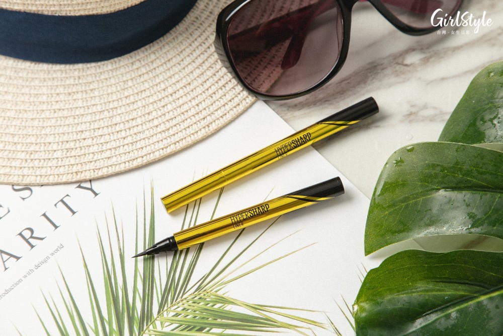 媚比琳超漆黑眼線液