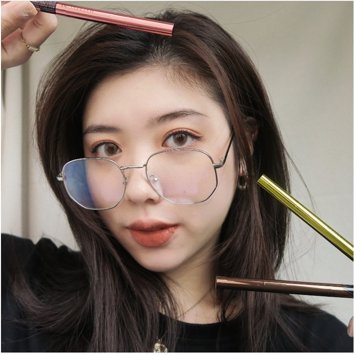 媚比琳小金蓋眼線液