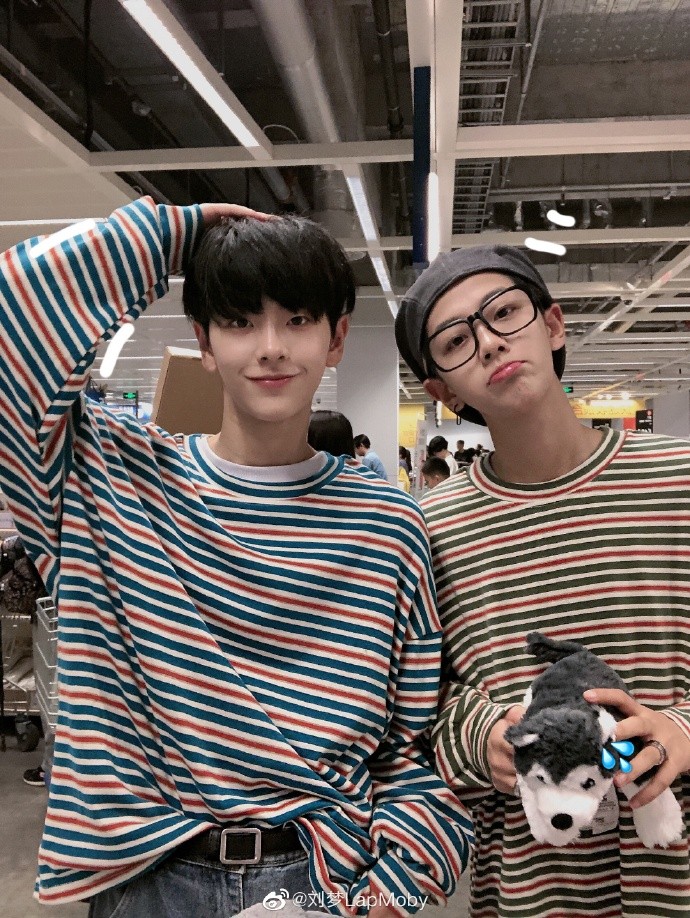 Weibo＠刘梦LapMoby