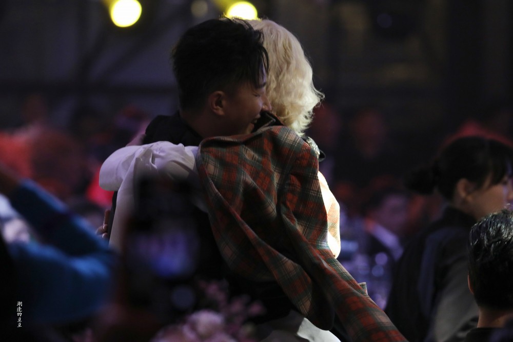 Weibo＠湖邊的豆豆