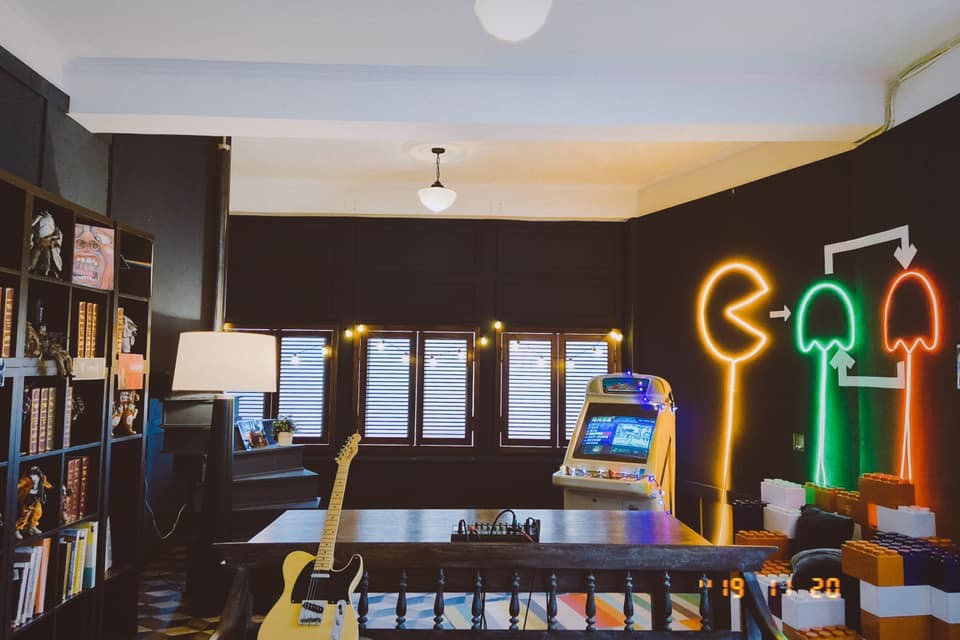 房間裡的大象帶大家認識持修的內心世界