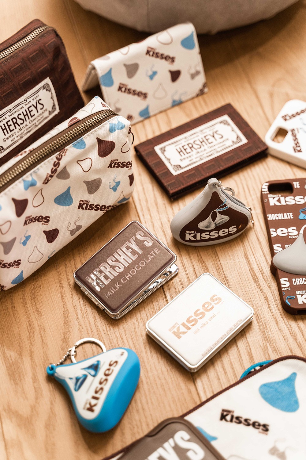 niko and ... × HERSHEY’S 雜貨