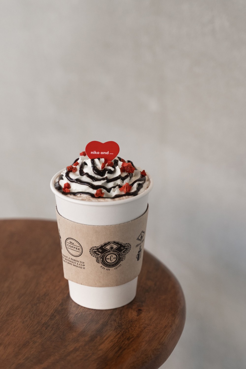 niko and ... × HERSHEY’S限定飲品