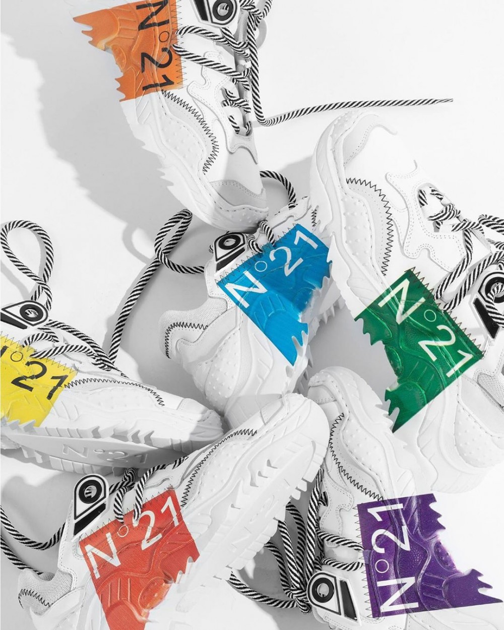 N°21台灣快閃店老爹鞋七彩