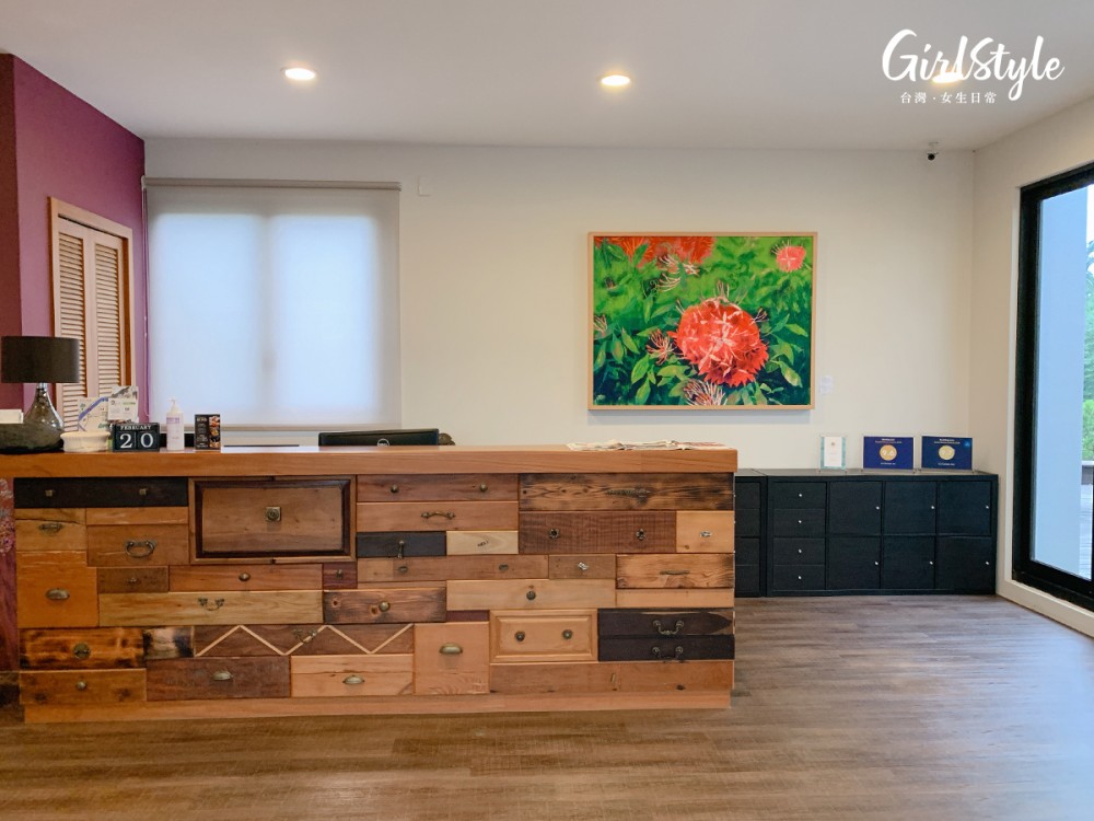 宜蘭雷院子民宿櫃檯