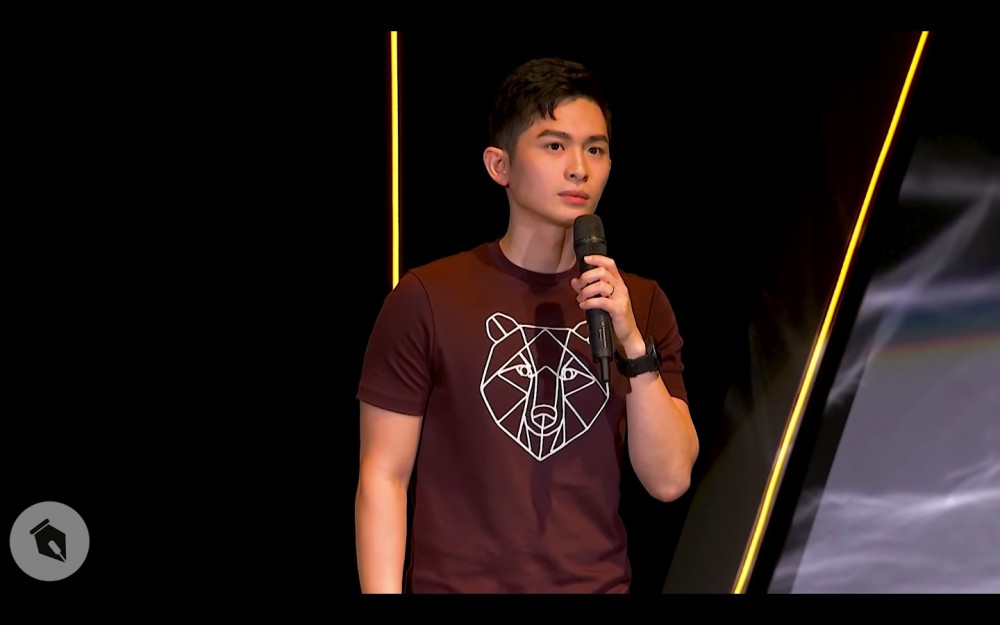 Stand up, Brian! 博恩站起來！