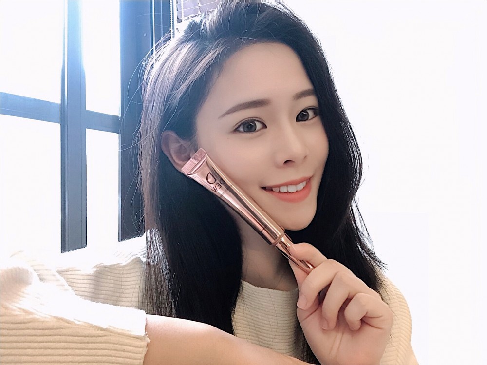 DEW水潤撫紋美容液