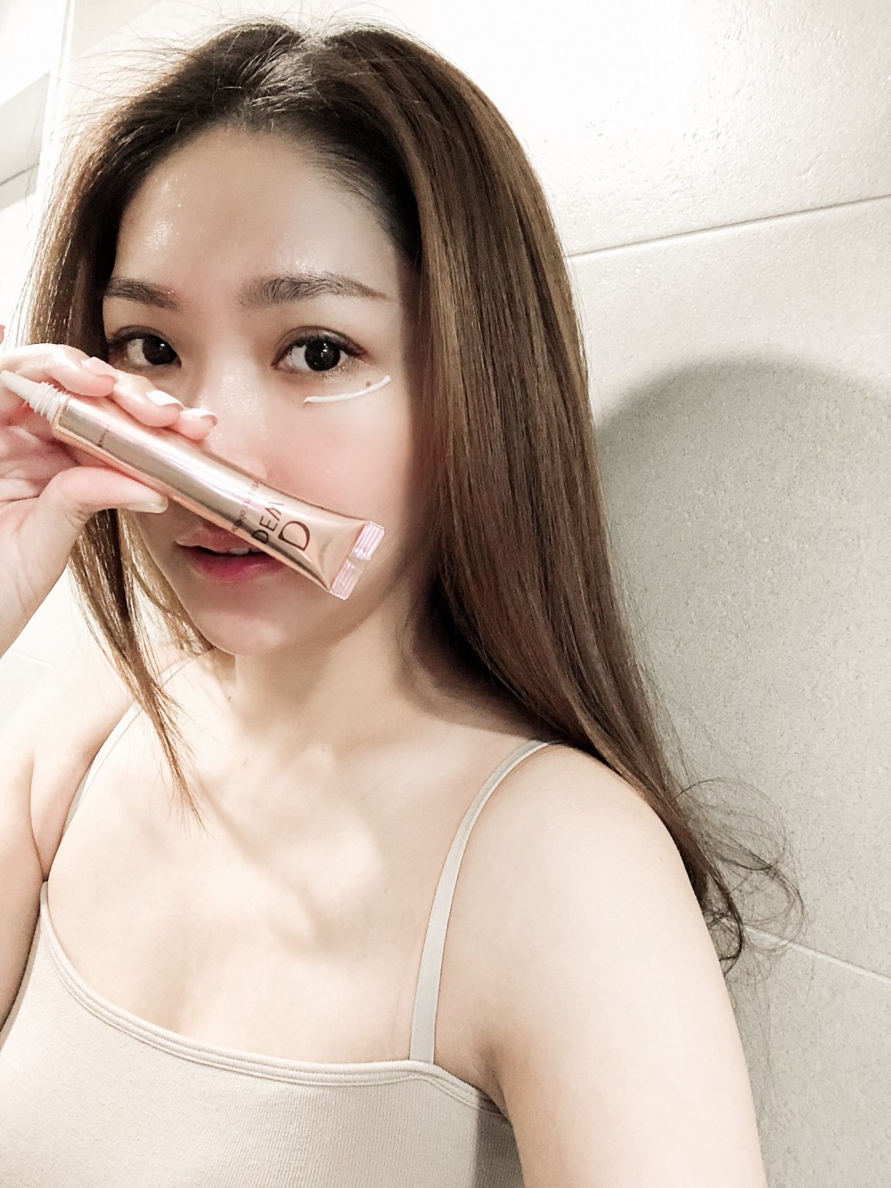 DEW水潤撫紋美容液