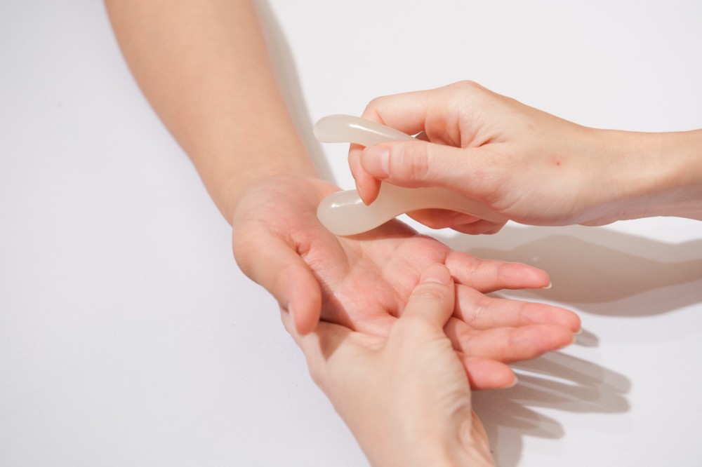 《Sulwhasoo雪花秀》一齊替醫事人員 人蔘補氣 加油打氣_護手情境圖_1