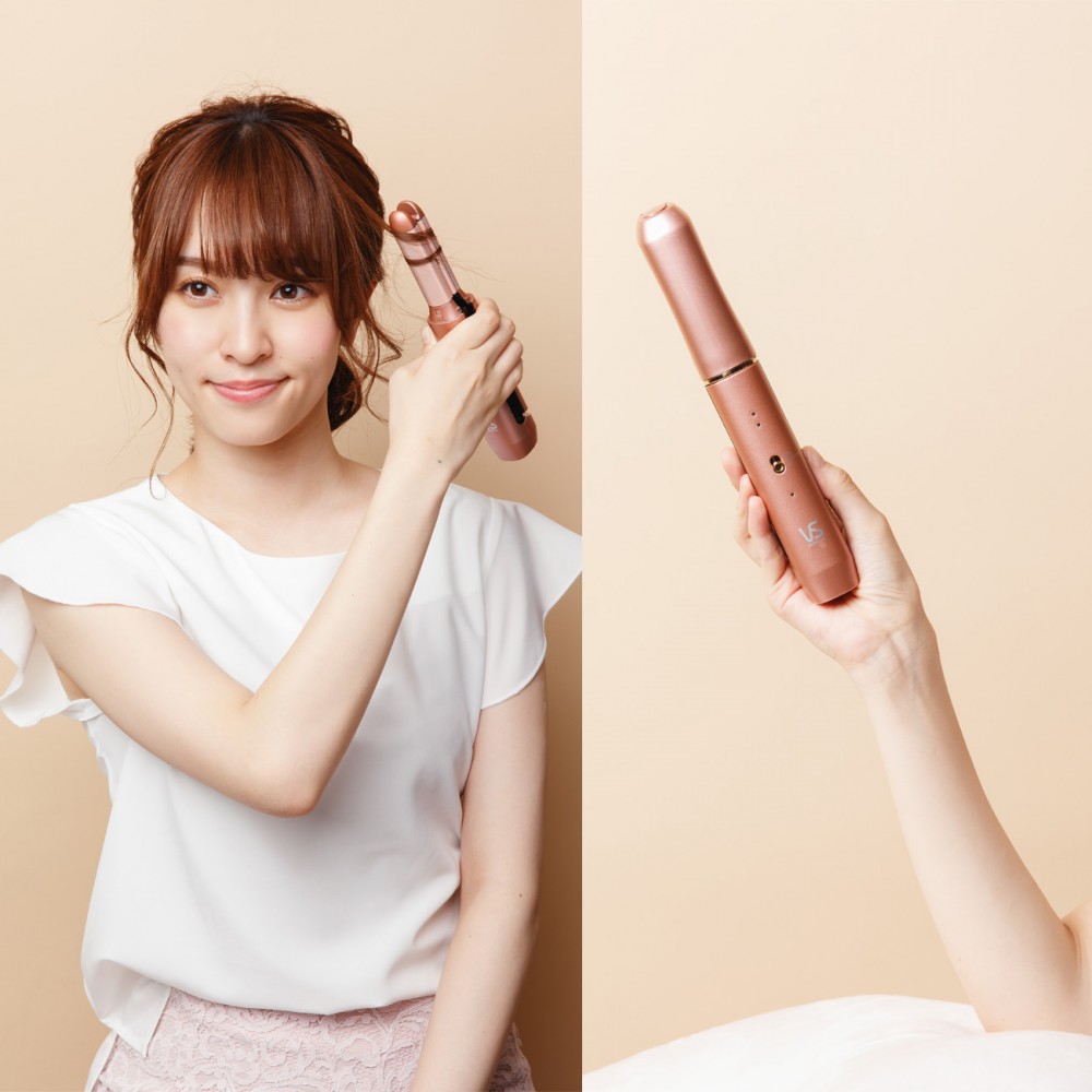 VS SASSOON 沙宣便攜型無線迷你二合一直捲造型器，NT$2,280（5月上市）