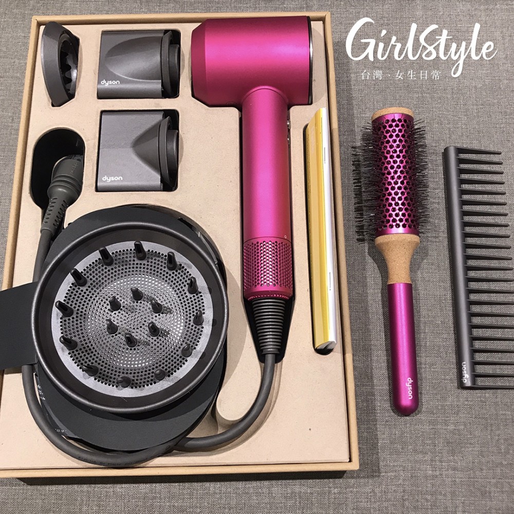 dysonSupersonic ™限量全桃紅色吹風機，NT$16,600