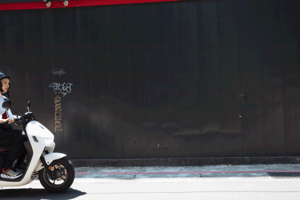 宏佳騰智慧電車