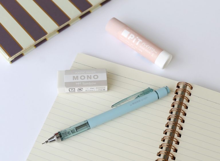 Tombow