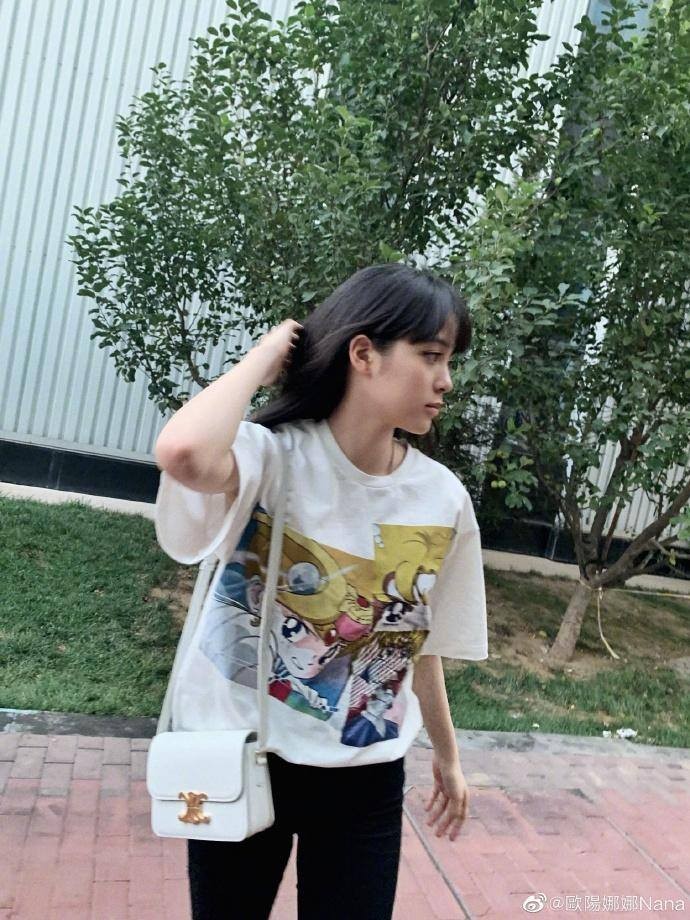 Weibo＠歐陽娜娜
