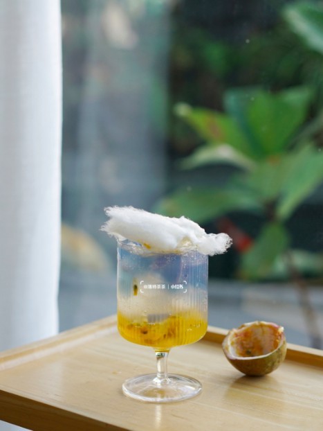 小紅書@薄柿茶茶