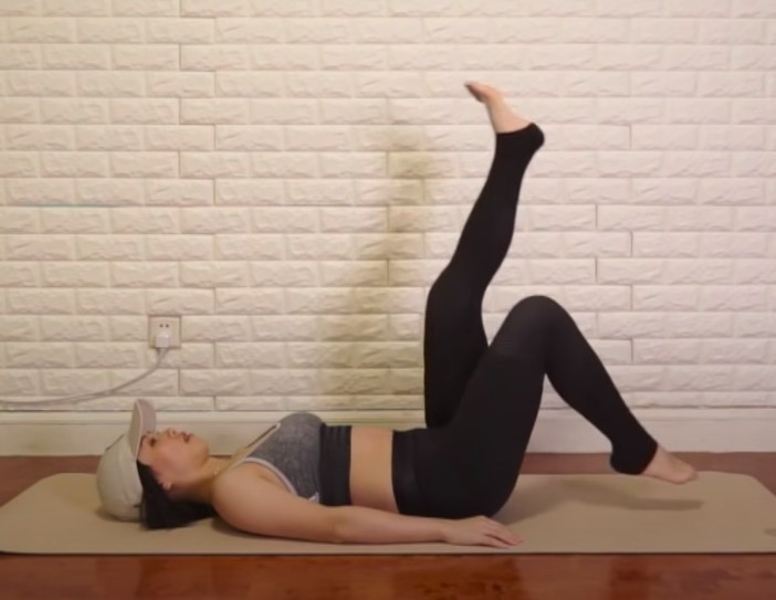 最經典的瘦腿動作!記得雙腿畫圓的直徑越大越好