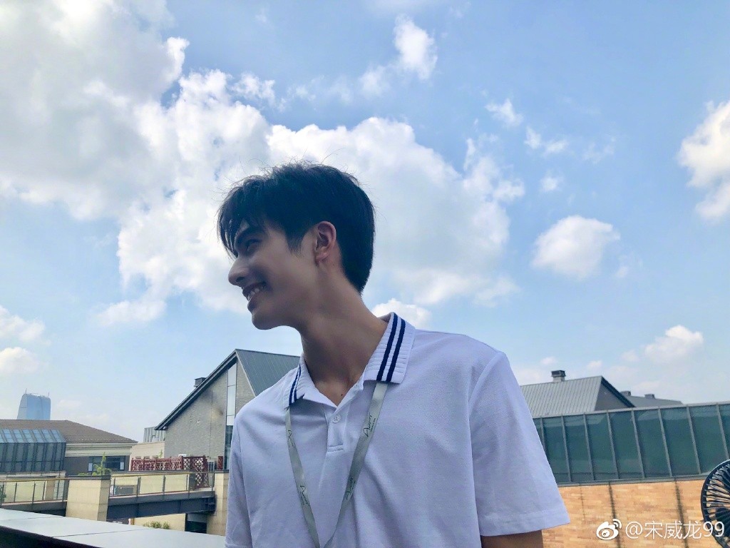 Weibo@宋威龍99