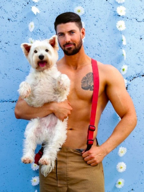 australianfirefighterscalendar.com