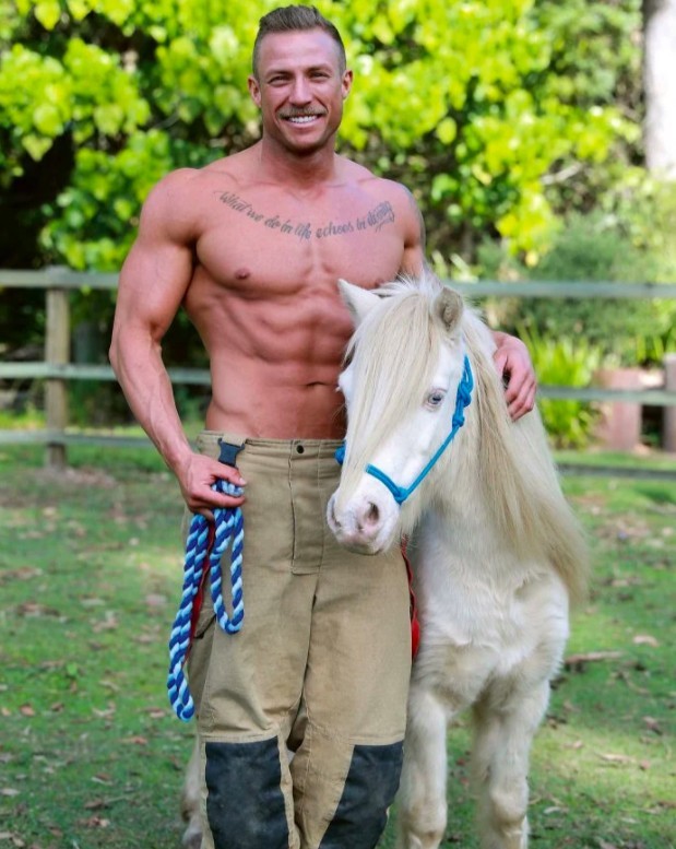 australianfirefighterscalendar.com