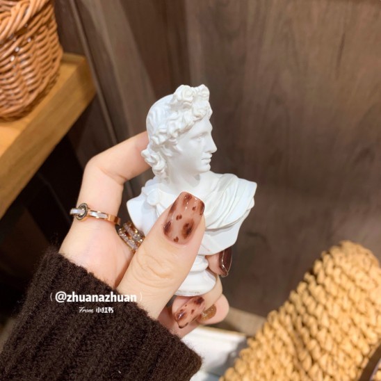 小紅書@zhuanazhuan