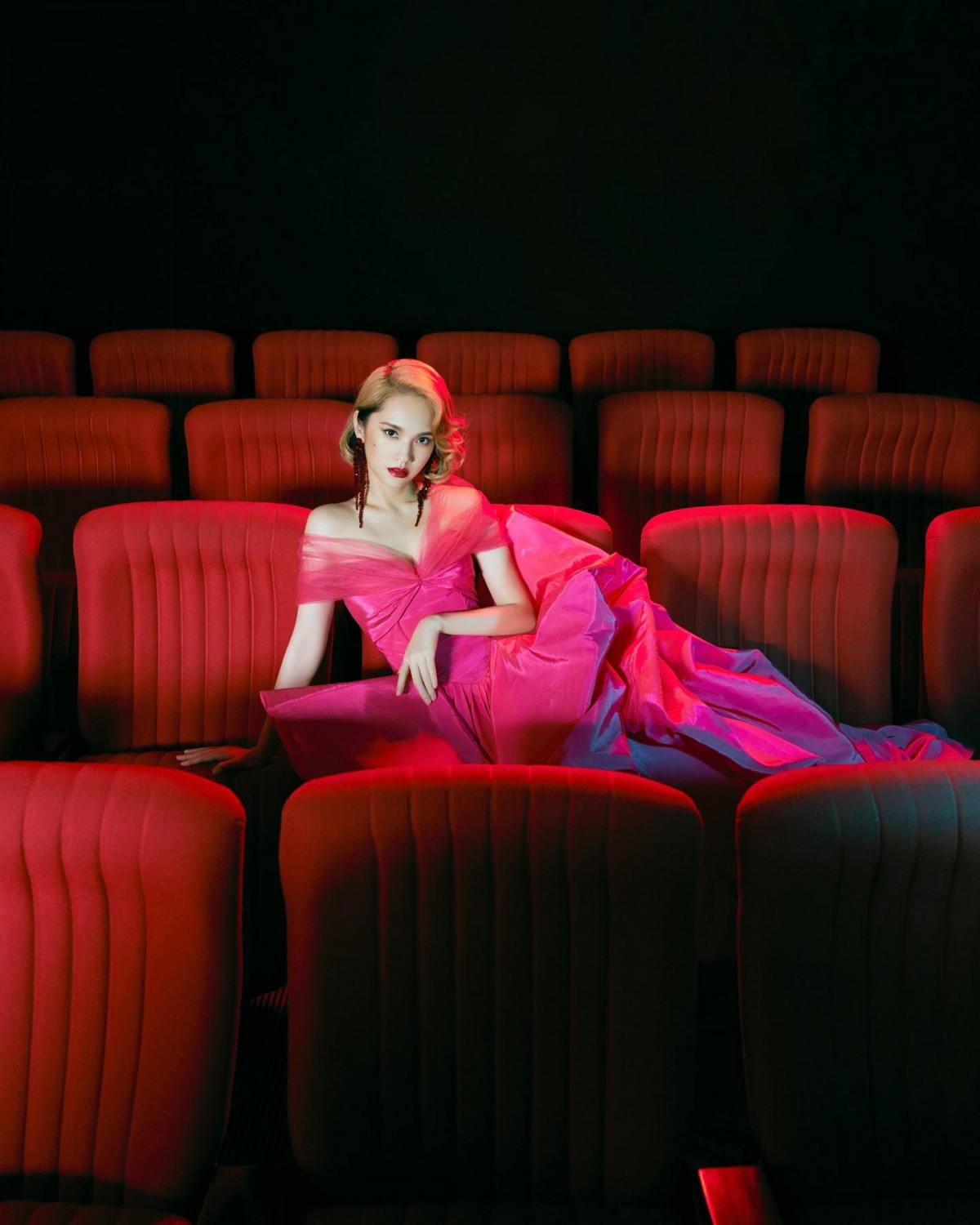 Facebook@楊丞琳 Rainie Yang