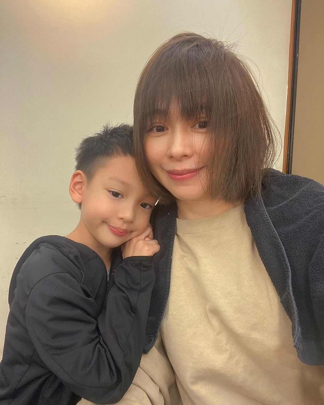 IG@vivianhsu.ironv