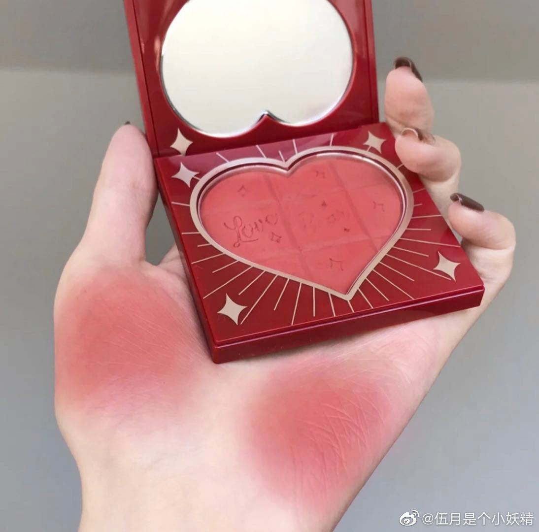 小紅書 Dcard話題度超高 超萌 泰迪熊愛心腮紅 散發可可香氣大噴少女心 Girlstyle 台灣女生日常 小紅書 Dcard話題度超高 超萌 泰迪熊愛心腮紅 散發可可香氣大噴少女心 Girlstyle 台灣女生日常