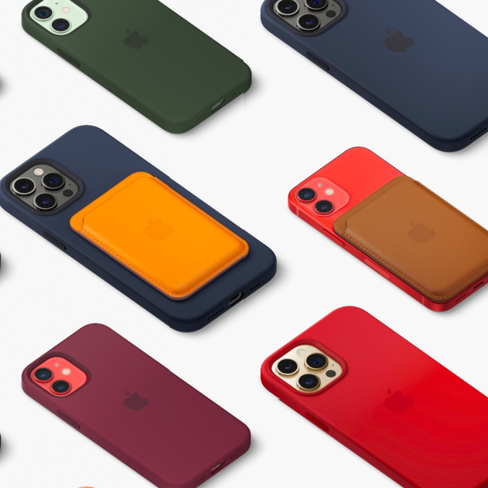 iPhone 12 Studio