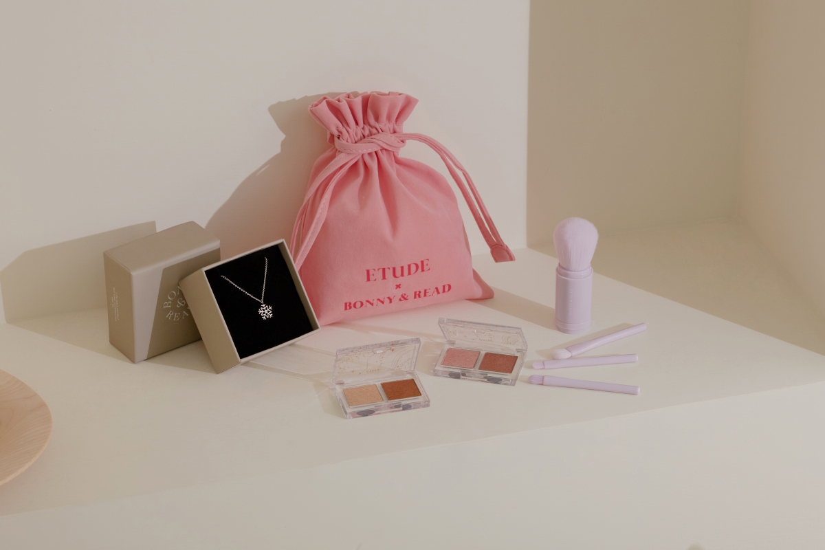 ETUDE HOUSE 雪燦聖誕項鍊套組