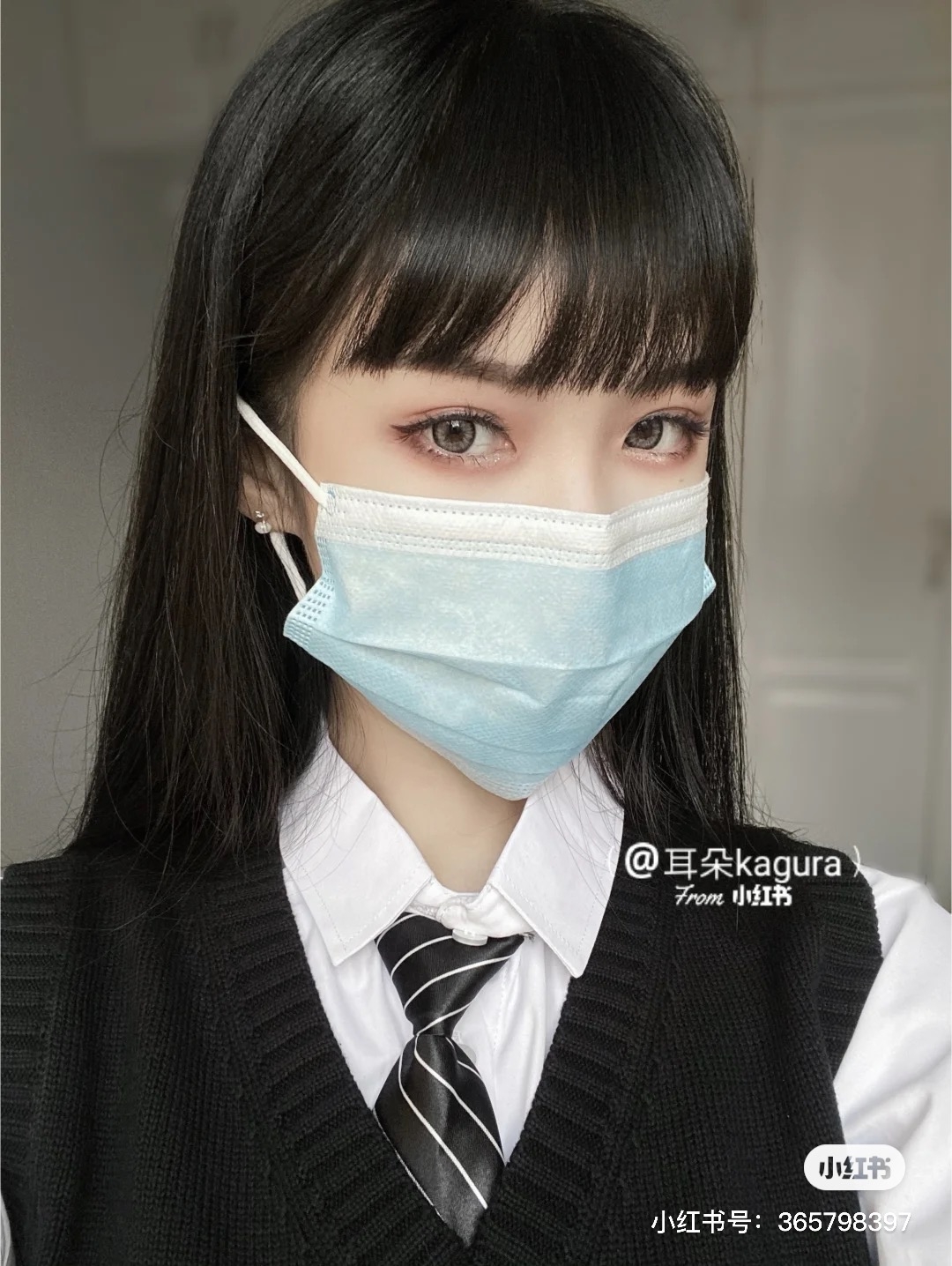 防水睫毛膏