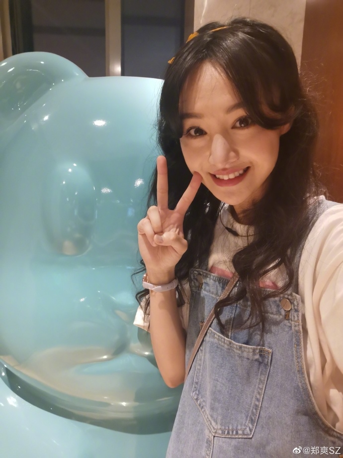 Weibo@鄭爽SZ