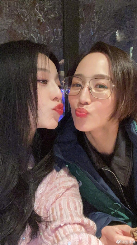 Weibo@范冰冰