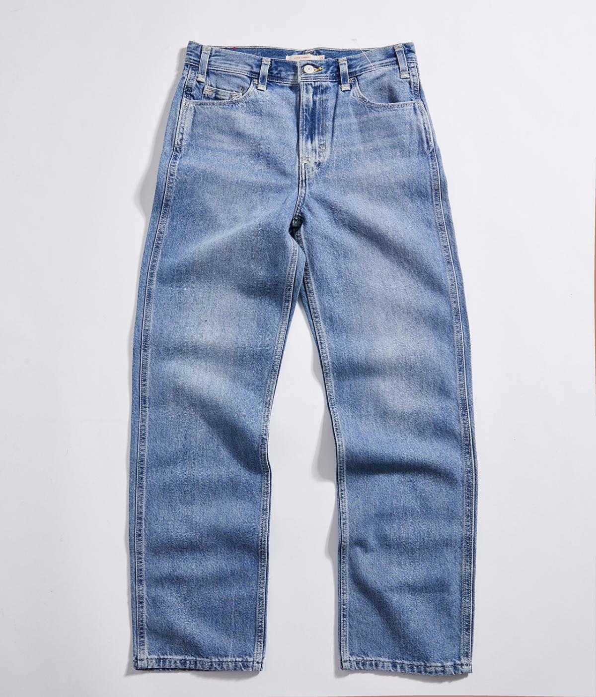 【LEVI'S單品圖】LEVI’S® RED系列_A0163-0003_Loose Straight寬鬆廓型直筒丹寧褲(女款)_NT$4,390
