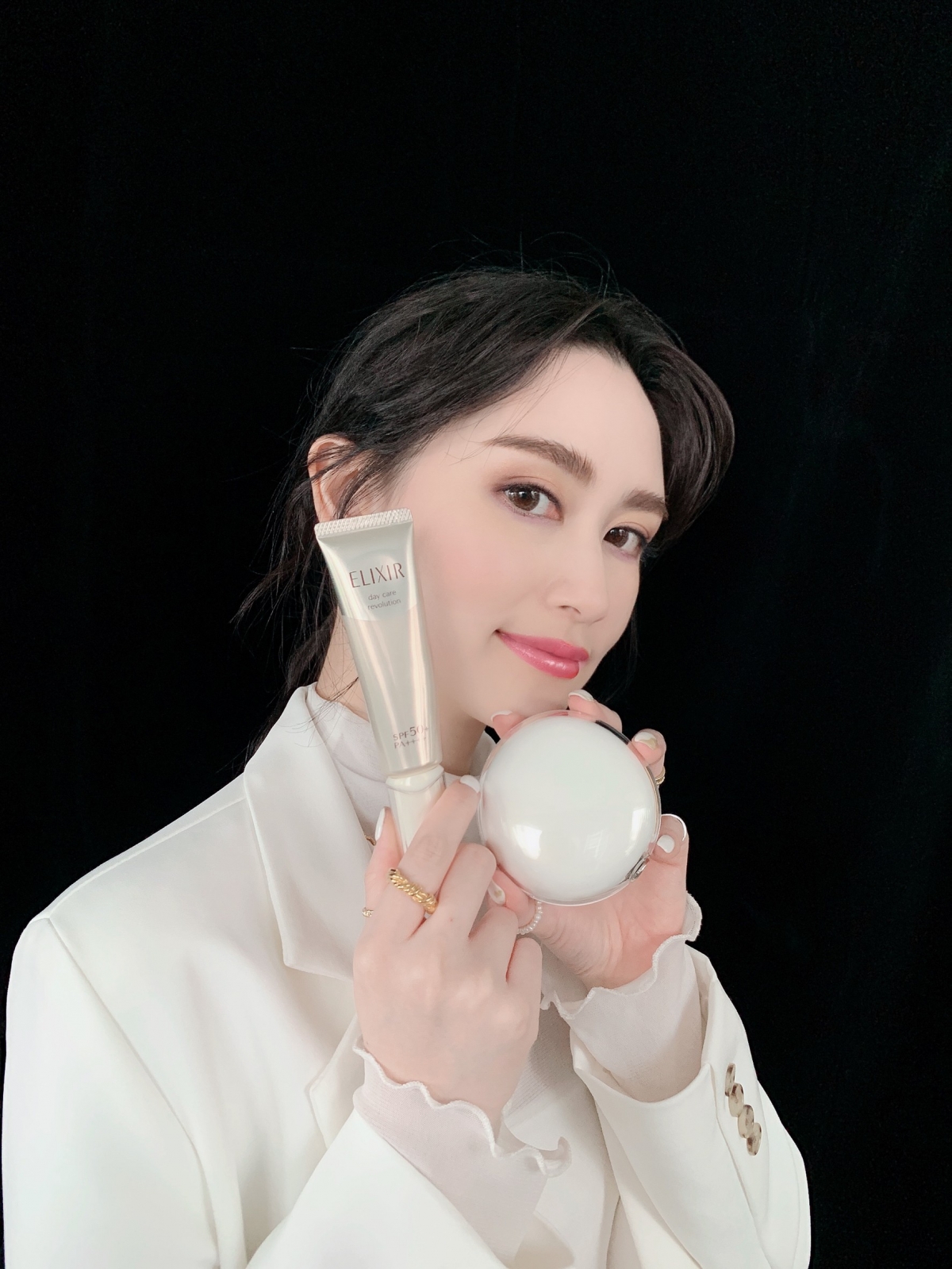 怡麗絲爾
